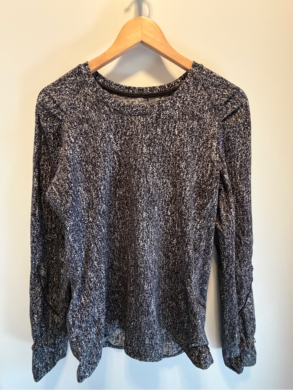 lululemon Extra Mile Black and White Marled Long-Sleeve Top